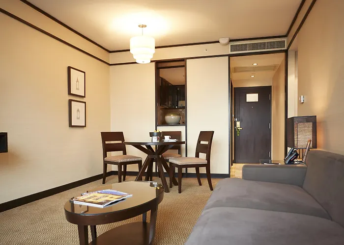 Conrad 5*